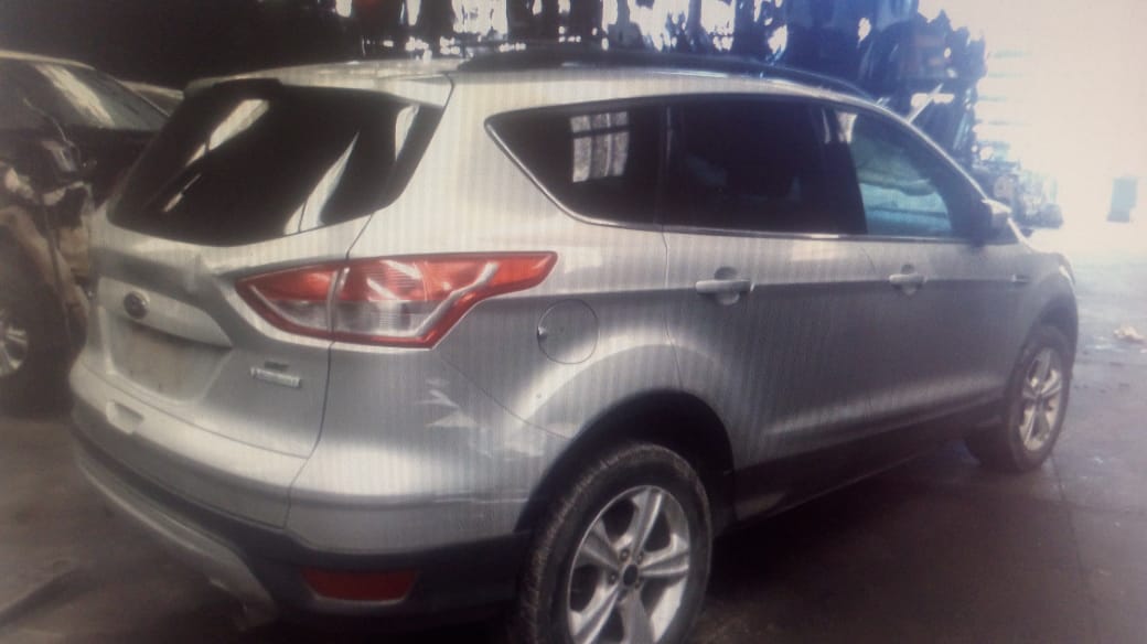  Ford ESCAPE 2013    EN DESARME